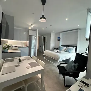 E1 High Level Sea View Apartment