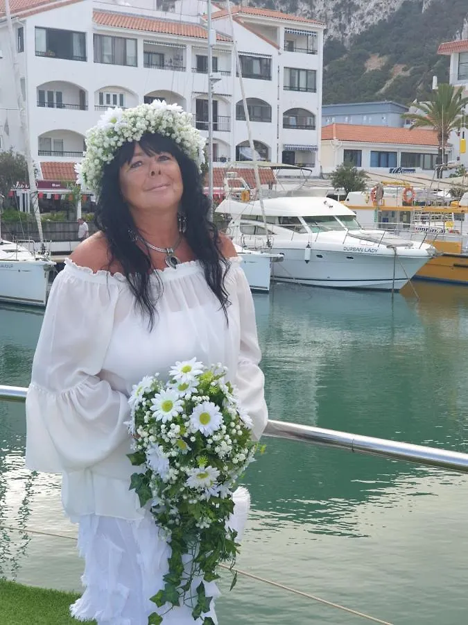 Jasmine Coral Jay Boutique Boatel Ocean Village Gibraltar 0*,